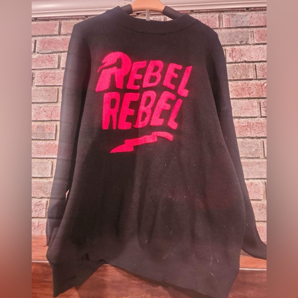 Moocci Sweater - Rebel Rebel - Black/Red Size XL - Used